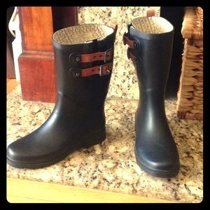 Chooka Wide Calf Rain Boots